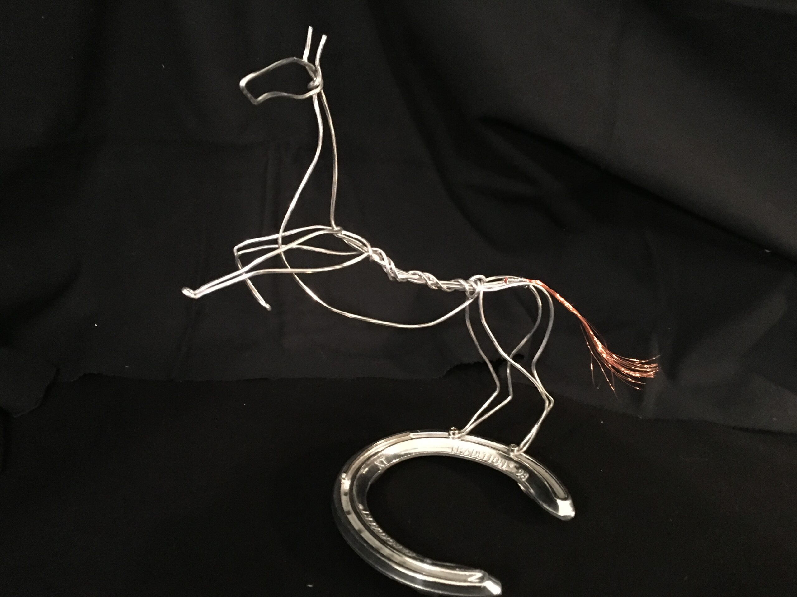 One Wire Sculptures Raring Horse aluminum shoe hind leg