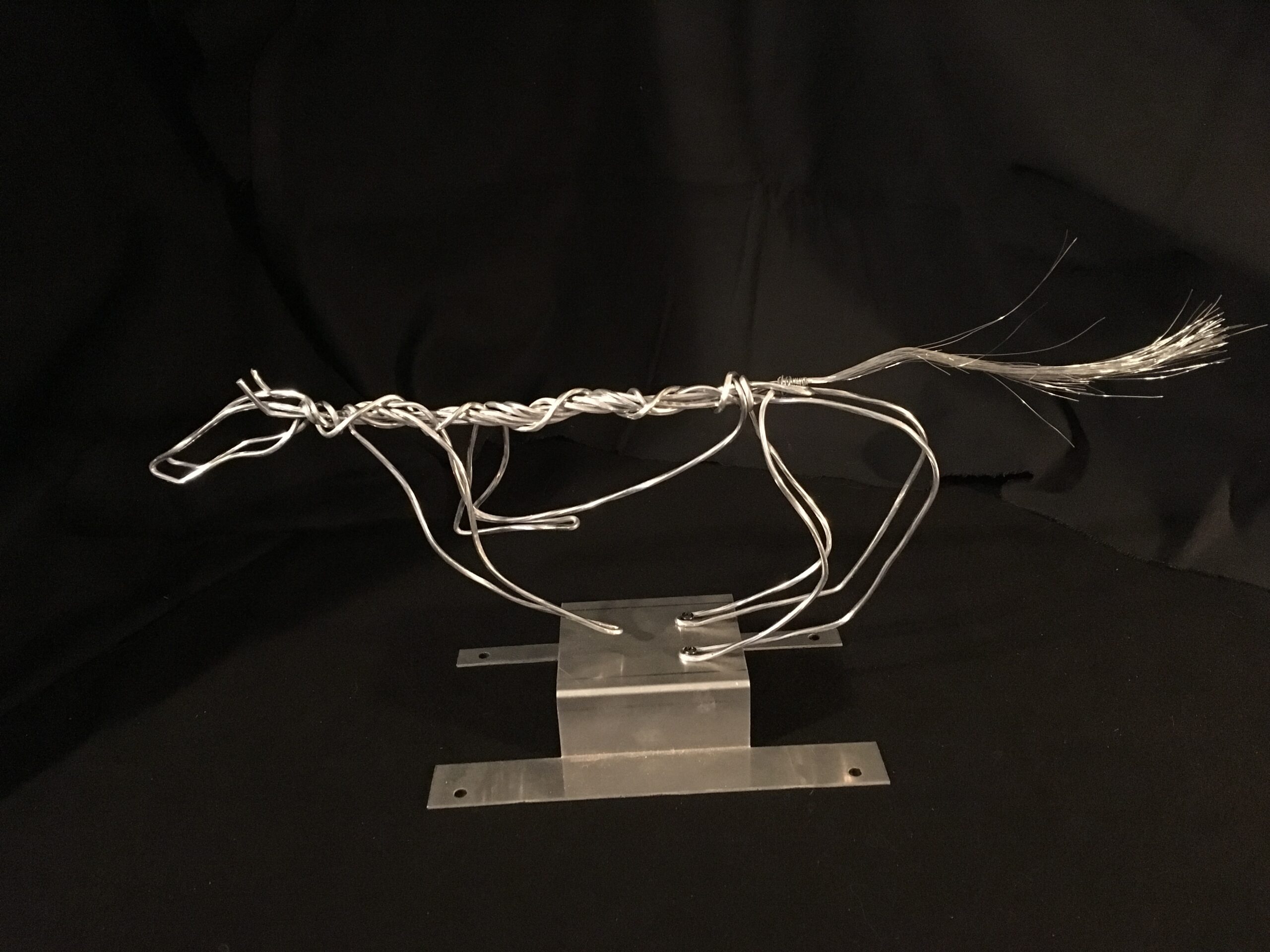 One Wire Sculptures Mustang metal stand